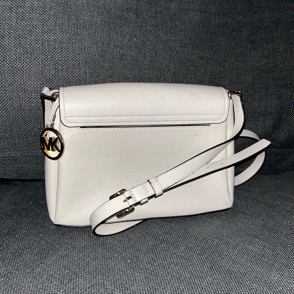 Michael Kors bag - Picture 9 of 9